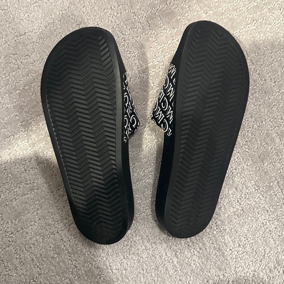 Women’s MCM Monogram Logo Slides, Black & White - Picture 4 of 5